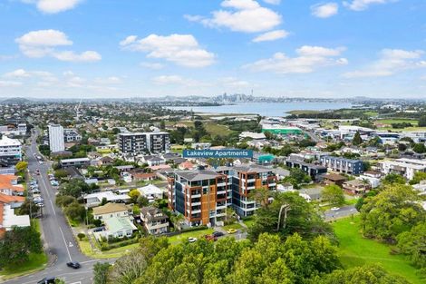 Photo of property in 2/28g Killarney Street, Takapuna, Auckland, 0622