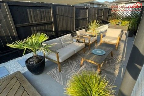 Photo of property in 2 Tiria Drive, Papamoa Beach, Papamoa, 3118