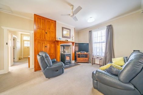 Photo of property in 25 Awamutu Grove, Waiwhetu, Lower Hutt, 5010