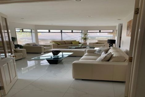 Photo of property in 82 Caribbean Drive, Unsworth Heights, Auckland, 0632