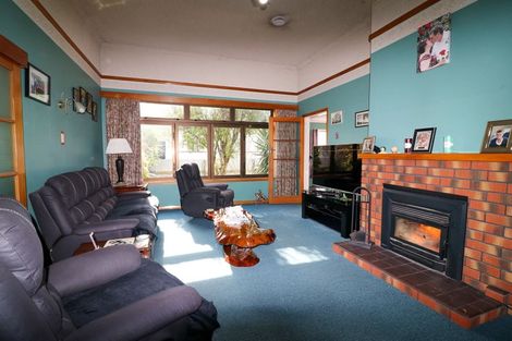 Photo of property in 10 Grant Street, Dannevirke, 4930