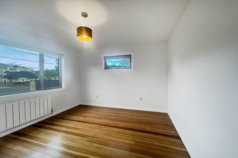 Photo of property in 4 Coates Grove, Silverstream, Upper Hutt, 5019