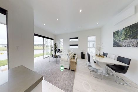 Photo of property in 35 Elliot Street, Riverhead, 0820