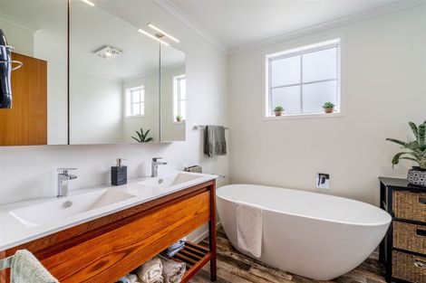 Photo of property in 179 Winton-lorneville Highway, Thomsons Crossing, Winton, 9781