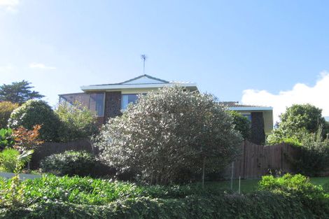 Photo of property in 20b Devon Road, Bucklands Beach, Auckland, 2012