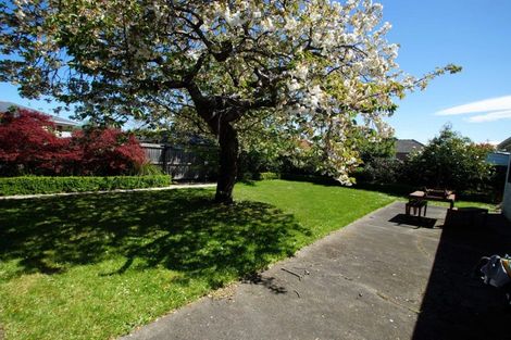 Photo of property in 27 Heath Street, Burnside, Christchurch, 8053