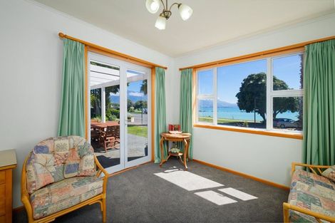 Photo of property in 218 Esplanade, Kaikoura, 7300