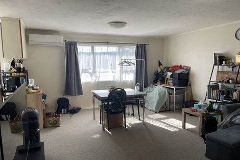 Photo of property in 2/31 Robson Street, Stokes Valley, Lower Hutt, 5019