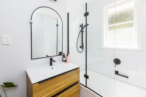 Photo of property in 43 Gillespies Road, Birchville, Upper Hutt, 5018