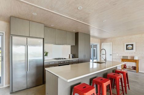 Photo of property in 18 Rochdale Road, Riversdale Beach, Masterton, 5872