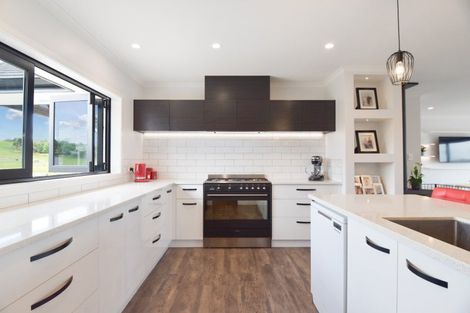 Photo of property in 66 Todd Duncan Drive, Hamurana, Rotorua, 3096