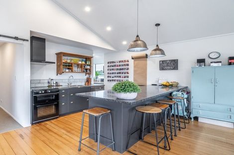 Photo of property in 9e Union Street, Winton, 9720