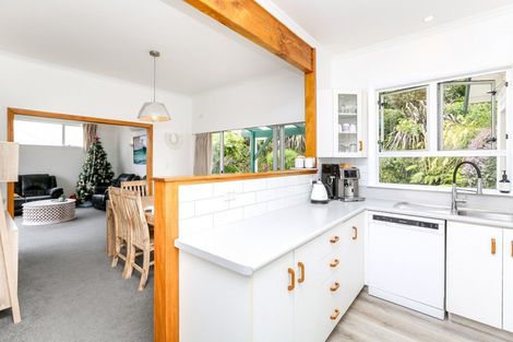 Photo of property in 41 Queens Road, Glen Avon, New Plymouth, 4312