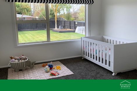 Photo of property in 18 Rathlin Street, Redwood, Christchurch, 8051