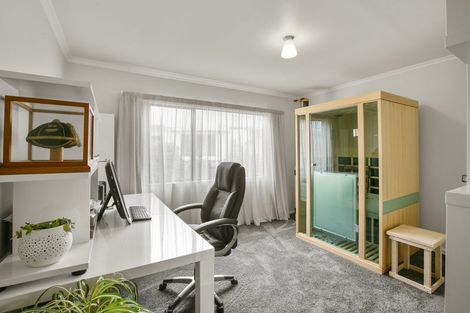 Photo of property in 3/23a Hamblyn Street, Strandon, New Plymouth, 4312