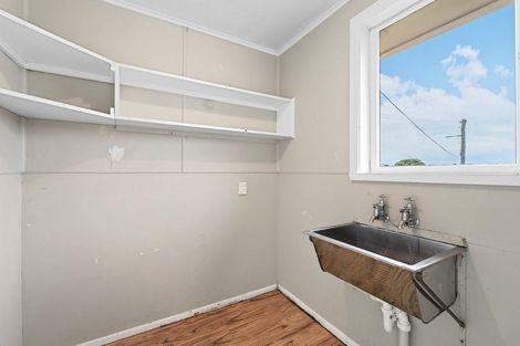 Photo of property in 49 Astrolabe Street, Cannons Creek, Porirua, 5024