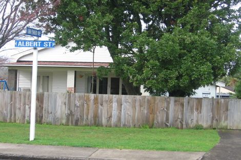 Photo of property in 13 Albert Street, Papakura, 2110