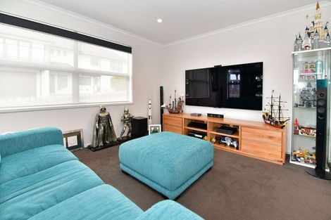 Photo of property in 119 Alec Craig Way, Gulf Harbour, Whangaparaoa, 0930