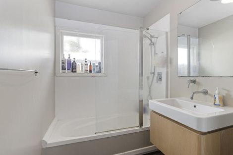 Photo of property in 14 Madison Place, Dinsdale, Hamilton, 3204