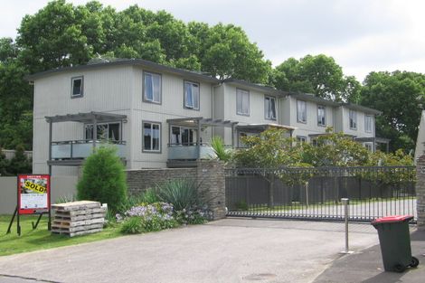 Photo of property in 13/33 School Road, Morningside, Auckland, 1021