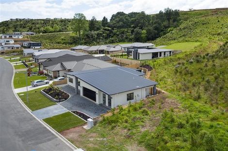Photo of property in 39 Rochfort Crescent, Pyes Pa, Tauranga, 3112