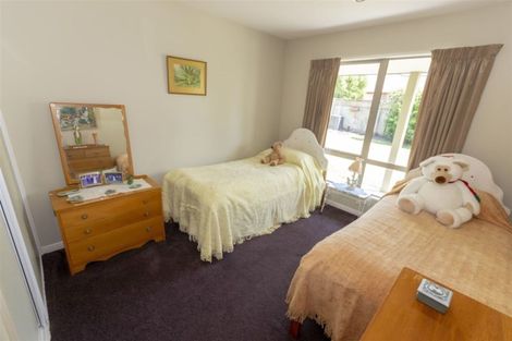 Photo of property in 13 Calvandra Grove, Rangiora, 7400