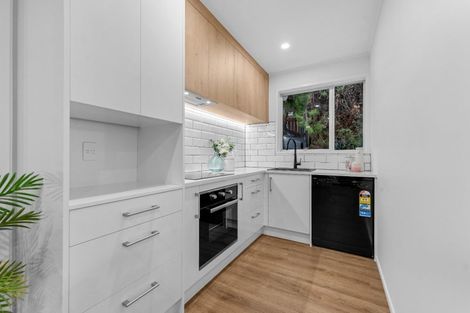 Photo of property in 4/43 Mcleod Road, Henderson, Auckland, 0612