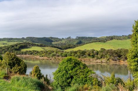 Photo of property in 70 Omahina Street, Raglan, 3225