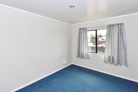 Photo of property in 1/3 Volta Place, Clendon Park, Auckland, 2103