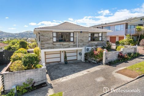 Photo of property in 7 Summit Road, Fairfield, Lower Hutt, 5011