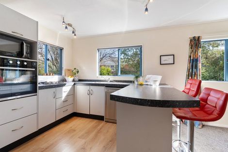 Photo of property in 7 Philip Street, Carterton, 5713