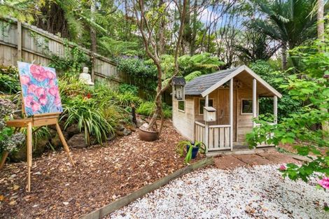 Photo of property in 130 Otitori Bay Road, Titirangi, Auckland, 0604