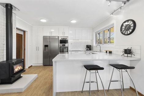 Photo of property in 142 Kahu Road, Paremata, Porirua, 5024