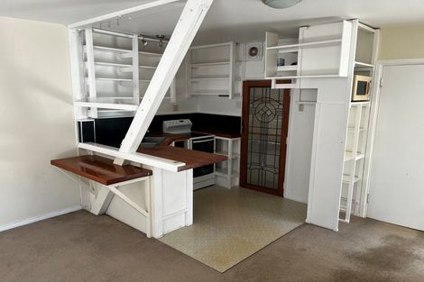 Photo of property in 17 Trent Street, Island Bay, Wellington, 6023