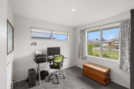 Photo of property in 6 Kessen Street, Pegasus, 7612