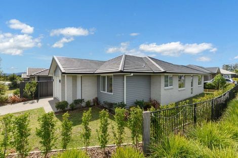 Photo of property in 4 Pioneer Crescent, Omokoroa, 3114