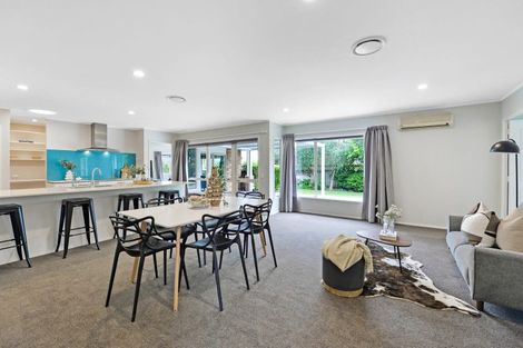 Photo of property in 10 Admiral Crescent, Flagstaff, Hamilton, 3210