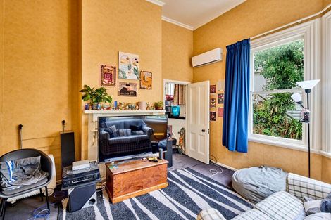 Photo of property in 21 Adams Terrace, Aro Valley, Wellington, 6021