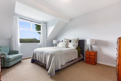 Photo of property in 24 Sailmaker Close, Whitby, Porirua, 5024