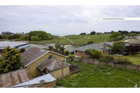 Photo of property in 2 Eversley Street, Waimataitai, Timaru, 7910