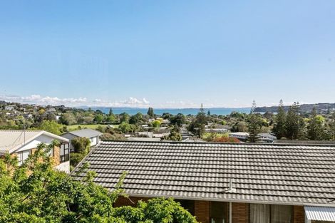 Photo of property in 1/25 Little Barrier Avenue, Manly, Whangaparaoa, 0930