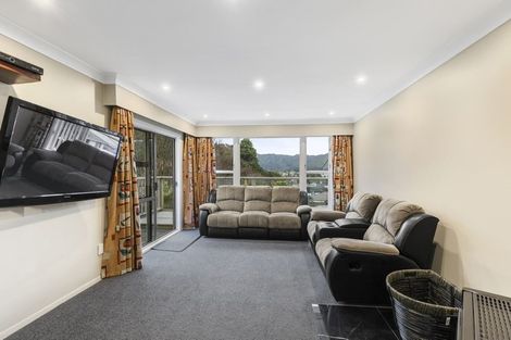 Photo of property in 131 Wellington Road, Wainuiomata, Lower Hutt, 5014
