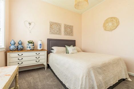 Photo of property in 7 Moore Street, Milton, 9220