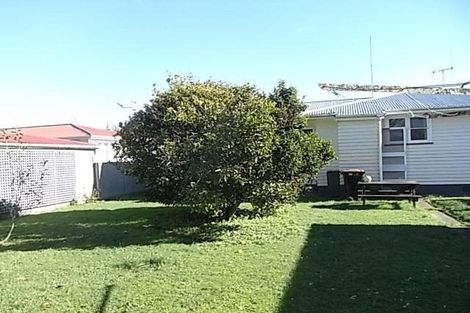 Photo of property in 28 Galway Avenue, Hokowhitu, Palmerston North, 4410
