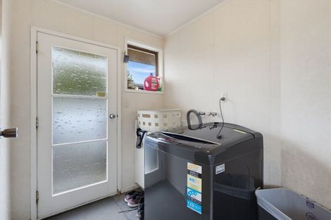 Photo of property in 17 Burton Place, Owhata, Rotorua, 3010