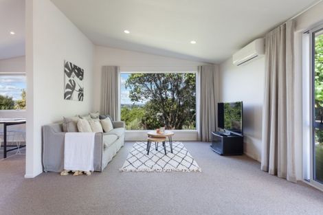 Photo of property in 73 Goods Road, Otumoetai, Tauranga, 3110