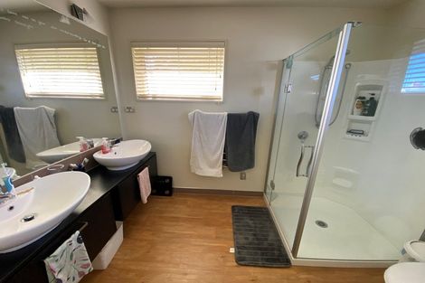 Photo of property in 64 Wairakei Road, Bryndwr, Christchurch, 8052