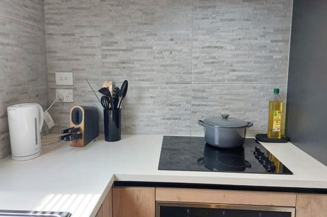 Photo of property in 8/10 Rimu Street, New Lynn, Auckland, 0600