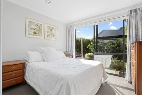 Photo of property in 2 Grenache Place, Rototuna, Hamilton, 3210