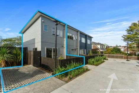 Photo of property in 53d Edmonton Road, Henderson, Auckland, 0612